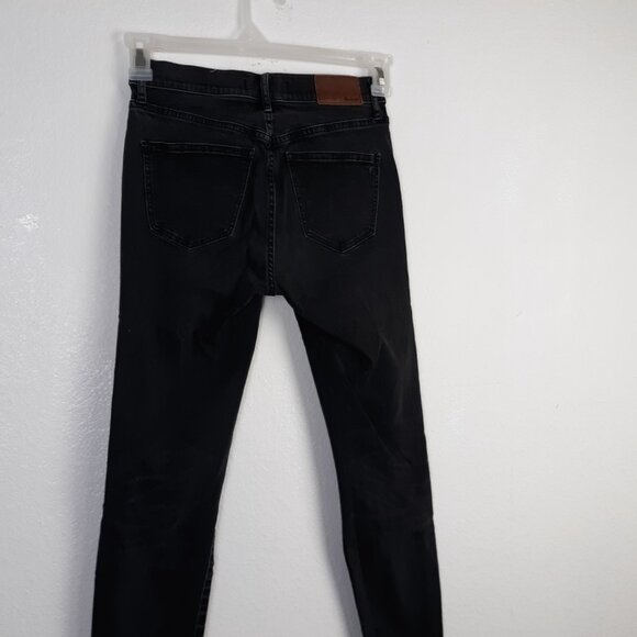 Madewell Women's Jeans Size 26 Black 9" High Riser Skinny Distressed Raw Hem - Picture 5 of 16